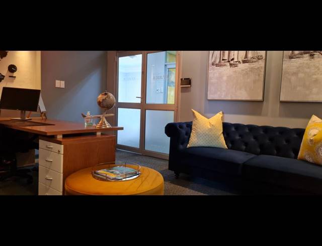 151M² OFFICE SOLD IN STEENBERG